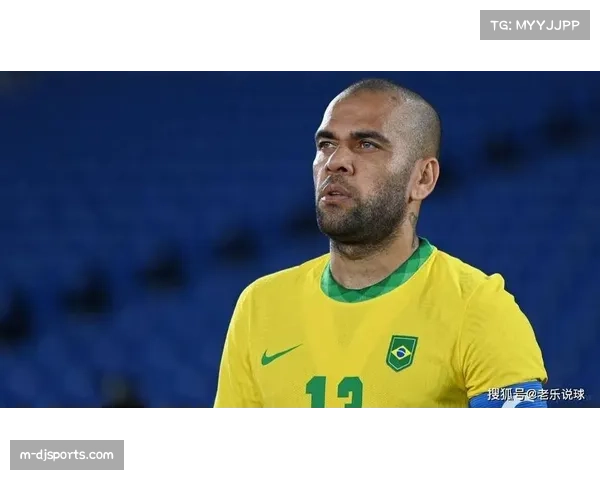 王燊超肋骨骨折缺席训练,海港防线再遭伤病打击